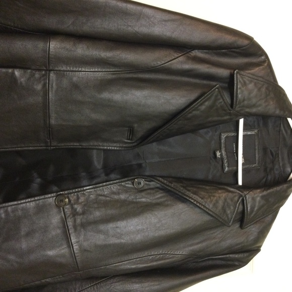 ANDREW MARC Women’s Leather Jacket - Picture 6 of 15